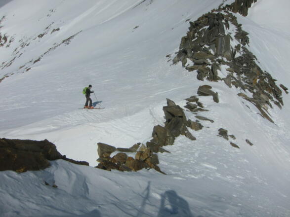 Am Pfaffenjoch wechselt die Spur auf die Nordseite