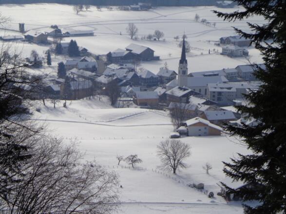 Tolle Tiefblicke nach Lingenau