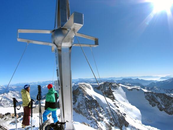 Am Gipfel des Zuckerhütls (3507m), dem höchsten Gipfel der Stubaier Alpen.