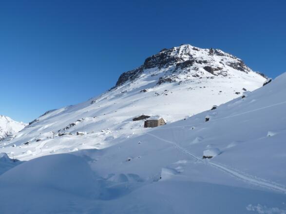 Die Jamtalhütte - beliebter Stützpunkt für eine Vielzahl von Skitouren in der Silvrettagruppe.