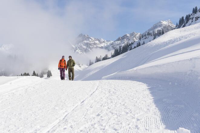 Winterwanderweg kurz vor der Alpe Unterpartnom