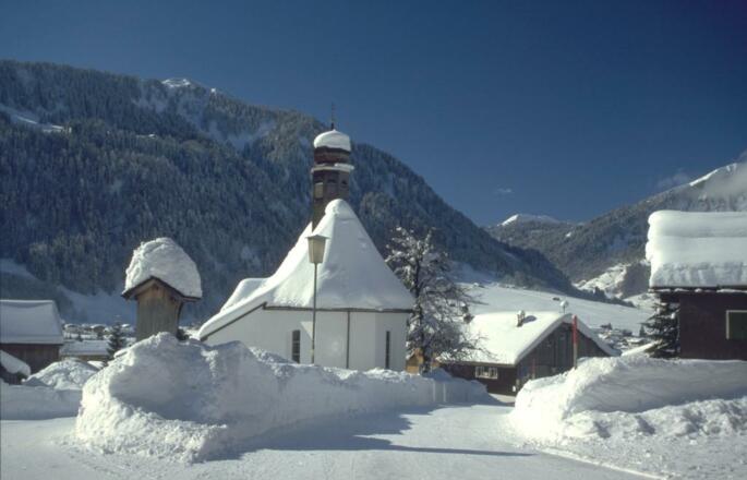Kuratiekirche Rehmen
