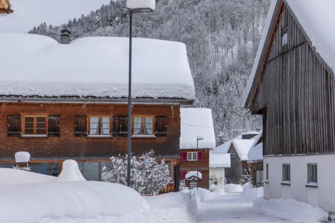 Traditionelle Häuser in Mellau