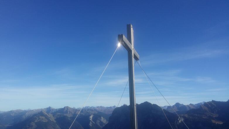Gipfelkreuz Hangspitze
