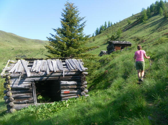 Hütten in der Westflanke