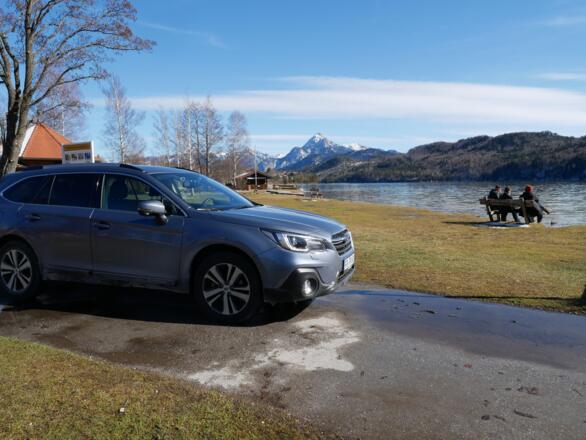Mit dem Subaru Outback am Weißensee