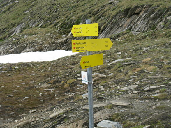 Wegweiser nach dem Leiterbach
