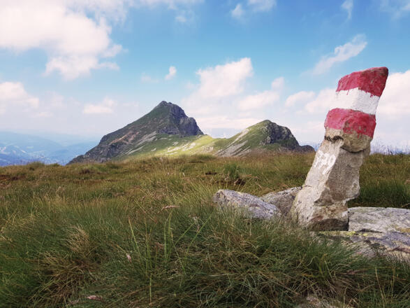 Blick vom Spielbühel am Planai Höhenweg nach Norden