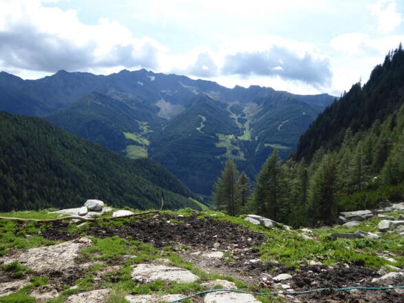 Ausblick vom Golser Albl zum Klausberggebiet -  Vista dalla Malga   Golser Albl alla zona di Klausberg