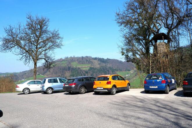 Wanderparkplatz ~550m