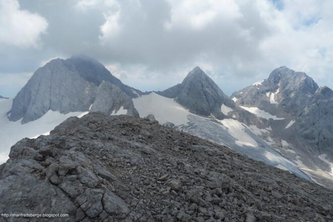 Leider viele Wolken über Dachstein, Mitterspitz und Torstein