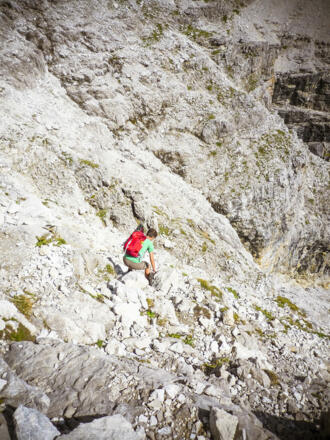 Durch die Hänge wie gekommen geht es auch zurück