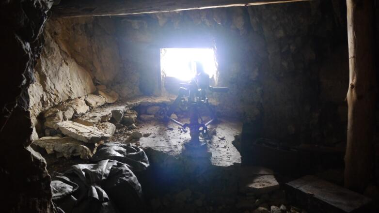 MG in der Gefechtsstation am Lagazuoi