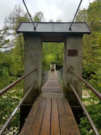 Hängebrücke in der Engenlochschlucht