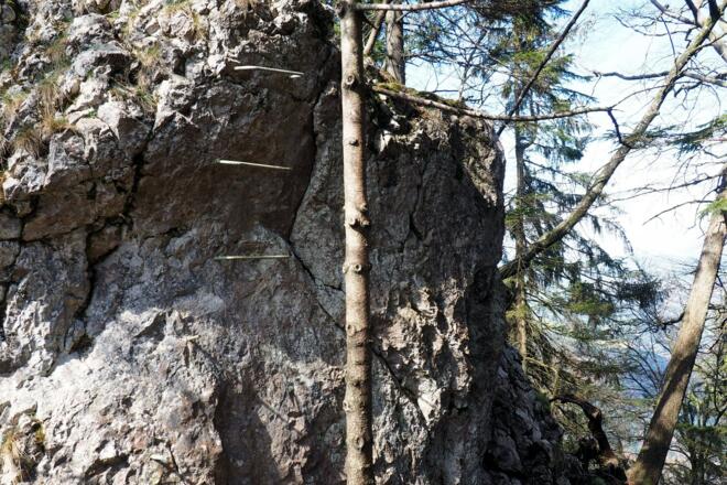 Bügel am Ostgrat um 1075m 