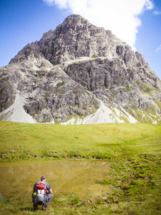 Was der da wohl beobachtet...