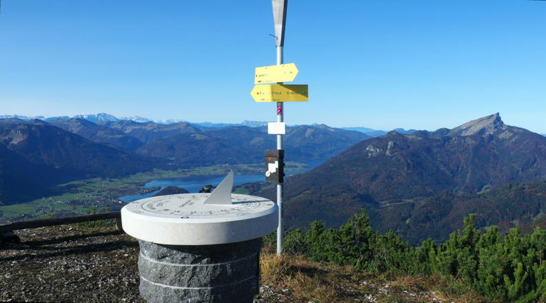 Gartenzinken 1557m mit Wolfgangsee und Schafberg