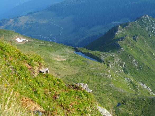 Blick zum Bergsee Sagtaler Spitzen Wanderung