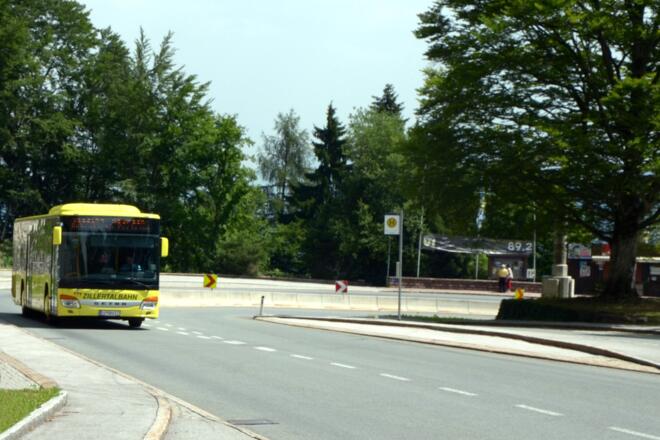 Bushaltestelle an der Kanzelkehre