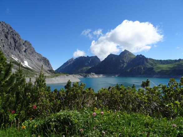 Auf dem Rückweg Richtung Douglass Hütte mit Blick auf den Lünersee
