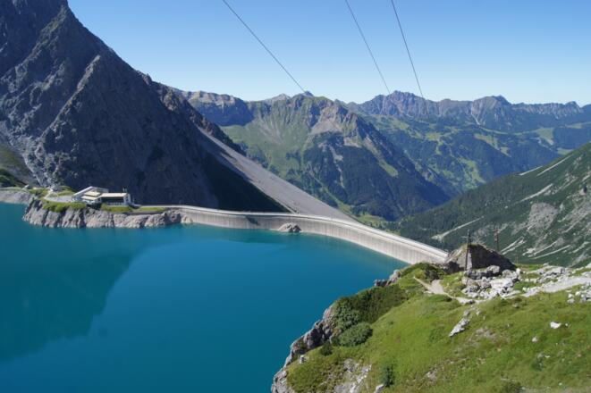 Blick zurück auf die Douglass Hütte nach dem ersten Anstieg