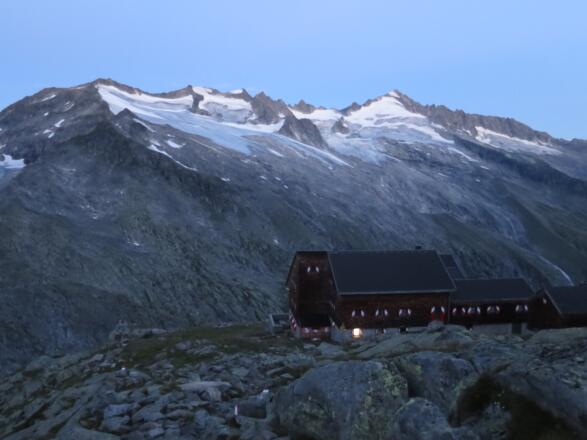 Aufbruch um 05:00 Uhr von der Kürsinger Hütte.