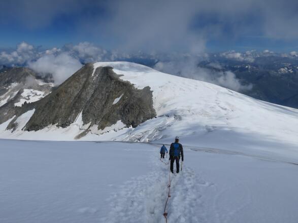 Richtung Venedigerscharte. Hinten der Kleinvenediger.