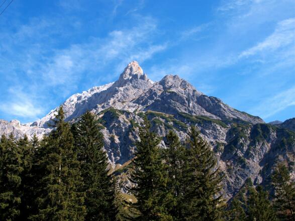 Hochsailerblick vom Tal