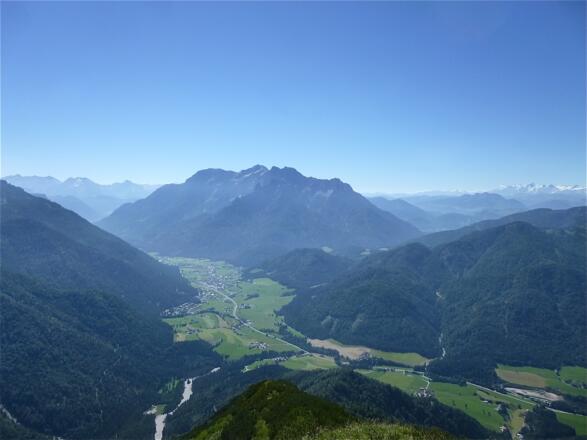 Blick nach Waidring und Loferer Steinberge