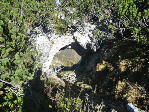 Das Felsentor beim Uwe-Anderl-Biwak