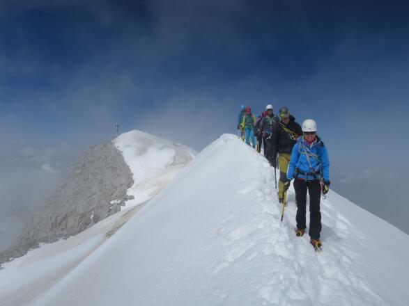 ... den berühmten Venediger-Firngrat, ...