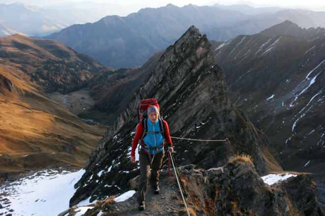 Seilversicherungen zwischen Unterer und Oberer Jägerscharte