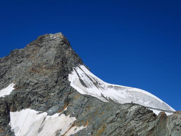 Der Blick von der Erzherzog Johann Hütte zum Aufstiegsgelände.
