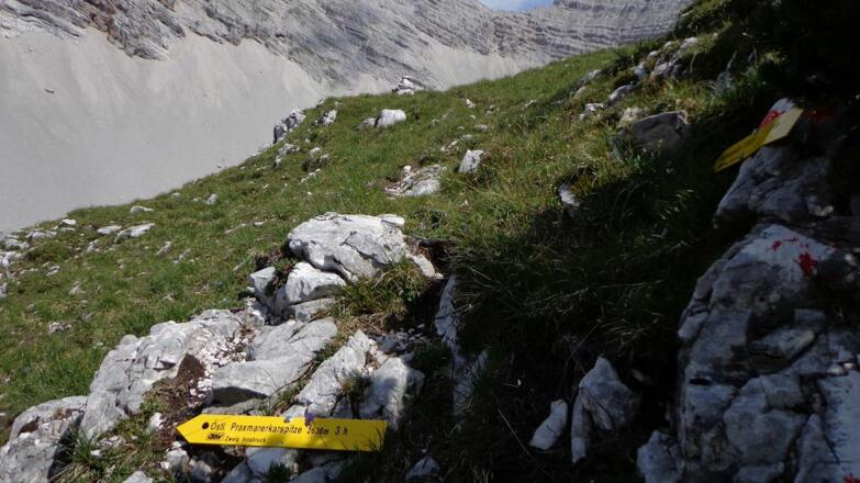 Hier befindet sich die Abzweigung Kaskarspitze und PRaxmarkarspitzen