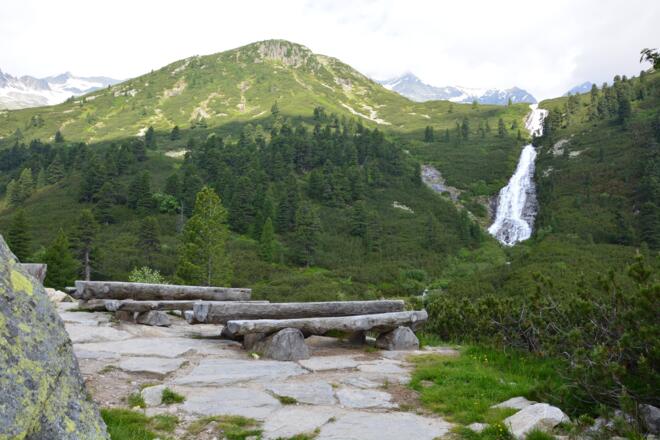 Rastplatz vor der Lavitzalm
