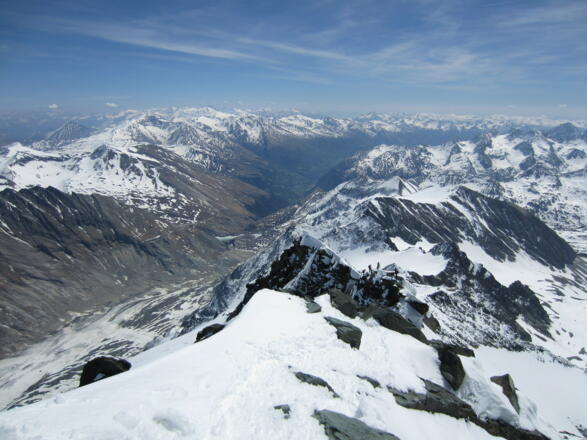Aussicht nach Osten - unten. Heiligenblut