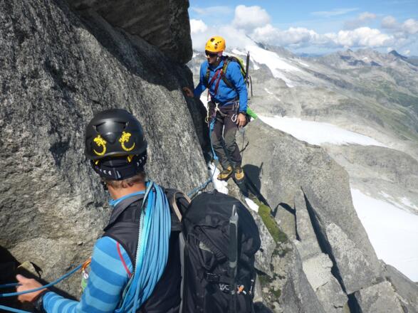 ... selbständig zu treffen.