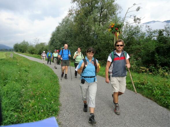 Am Salzachufer nach Bruck