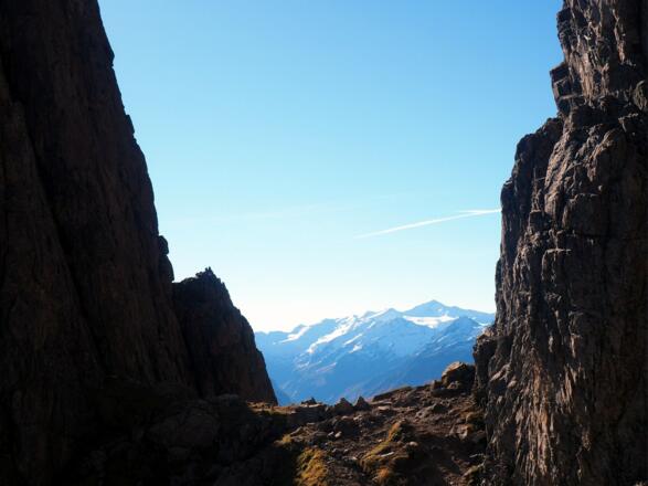 Scharte ~2300m mit Hohen Tauernblick