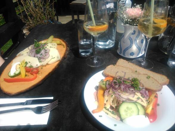 Brettljause auf der Meislsteinalm