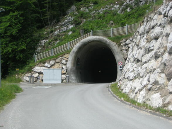 Kaisertal nur für KFZ... (4. Juni 2011)