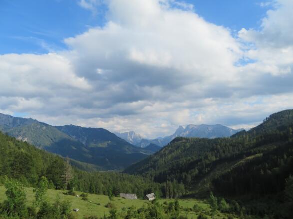Rückblick ins Gesäuse oberhalb des Gstattmaiers (23.09.2016)