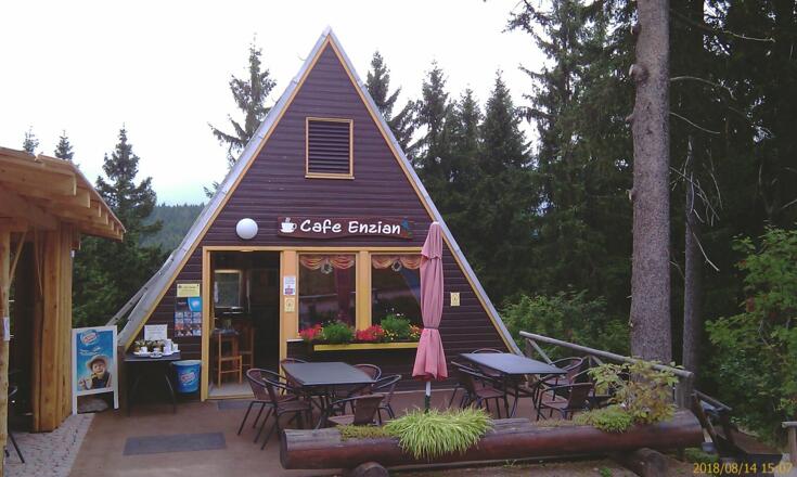 Cafe &quot;Enzian&quot; im Rennsteiggarten