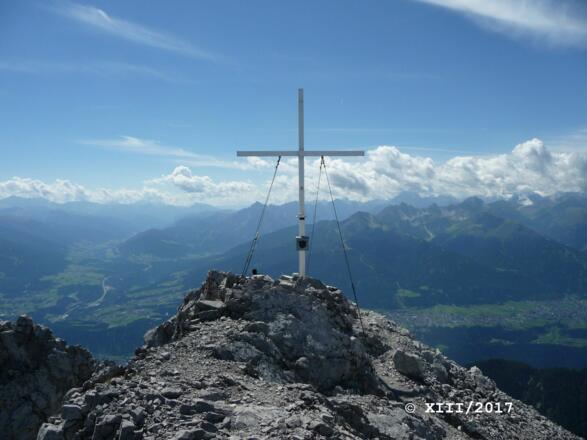 Am Gipfel des Kleinen Solstein (2643 m)