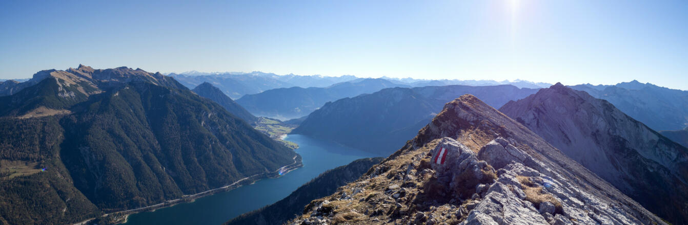 Einzigartiges Panorama von der Seekarspitze