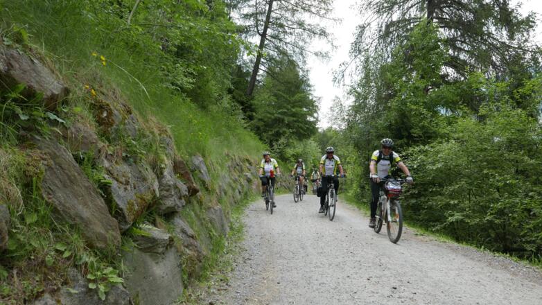 Radwegpassage bei Burgeis