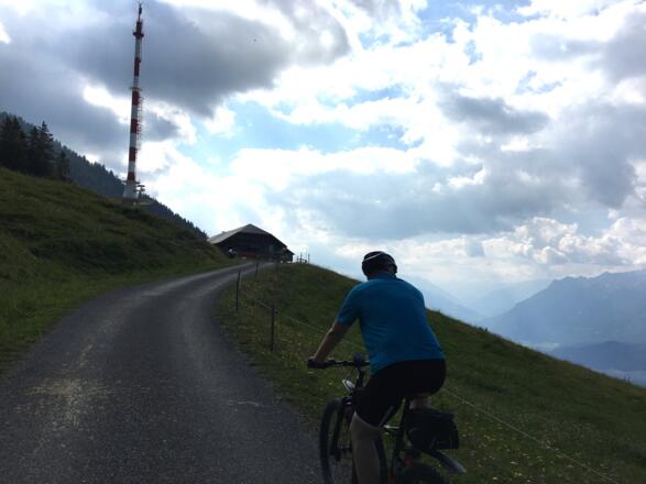 Etappe 2: Kurz vor dem Sender mit dem &quot;Dünser Älpele&quot;