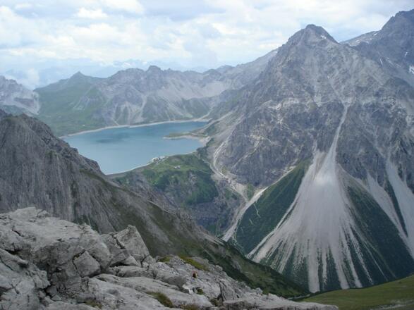 Blick vom Saulakopf hinunter zum Lünersee