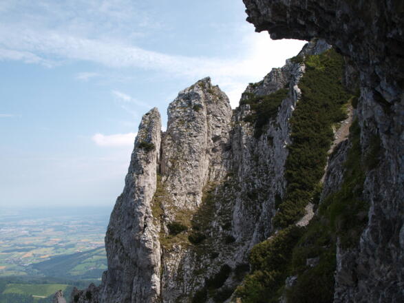 Nische mit Wegbuch um 1510 m, Blick nach Norden