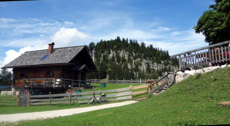 Hütteneckalmgebiet mit Zwerchwand (1040 m)